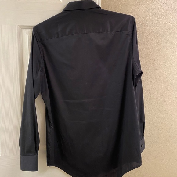 Van Heusen Black Slim Fit Stretch Long Sleeve Dress Shirt - Picture 3 of 6
